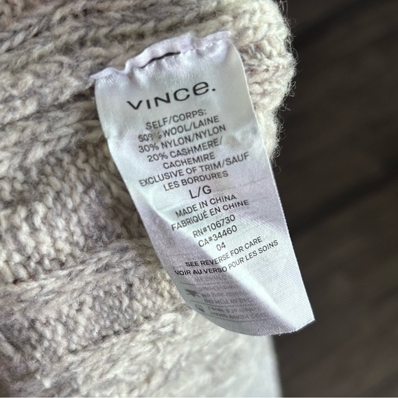 VINCE Cable Knit Turtleneck Cashmere Blend Sweater in Light Grey Sz L - Picture 10 of 10